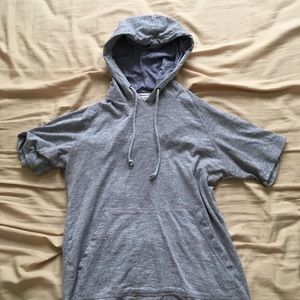 Hooded shirt